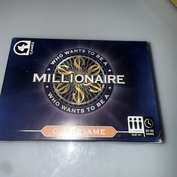 New Sony Pictures Trivia Card Game - Picture 1 of 2